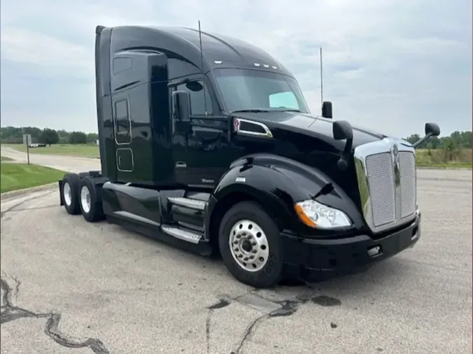 2019 Kenworth T6800e1e198338f55b92f20f1b5cf0dc20b5