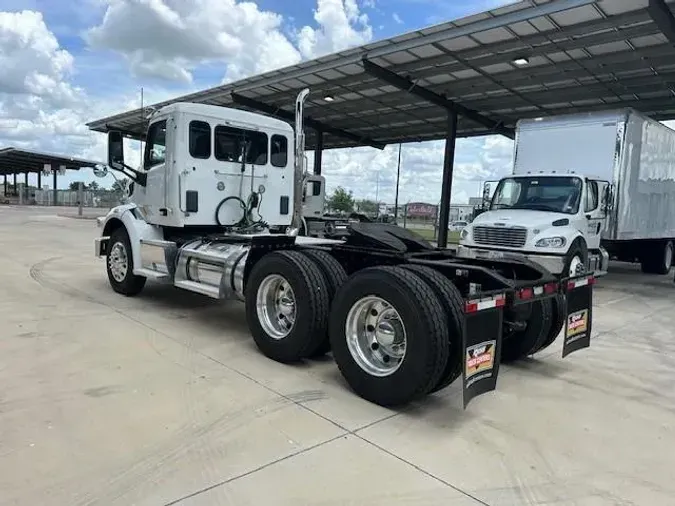 2020 Peterbilt 567