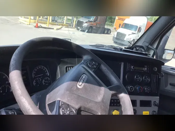 2020 Freightliner Cascadia