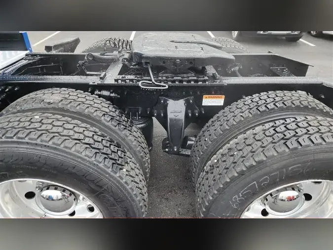 2021 FREIGHTLINER CA126