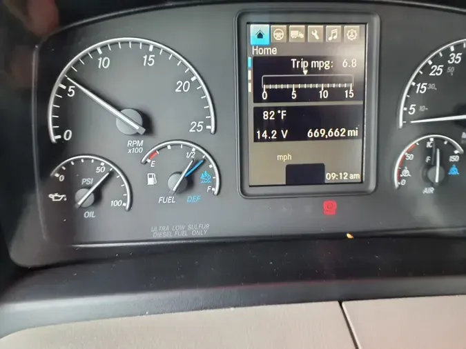 2019 FREIGHTLINER NEW CASCADIA PX12664