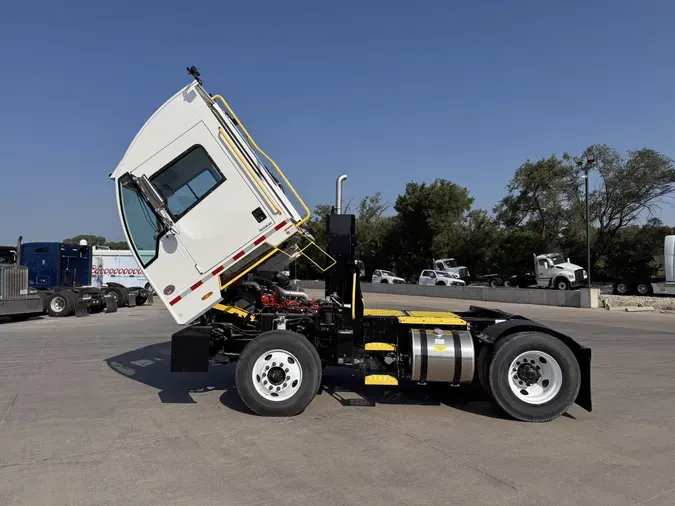 2026 AUTOCAR XSPOTTER ACTT0e2d5fc37f2798646a7c5c3b0321c5cc