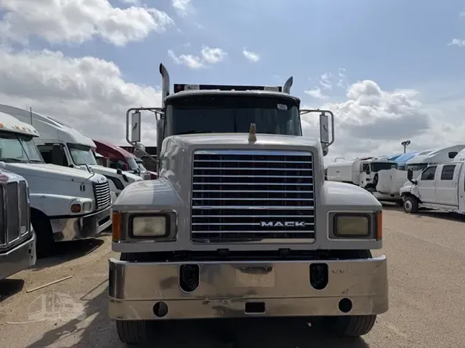 2006 MACK CHN613