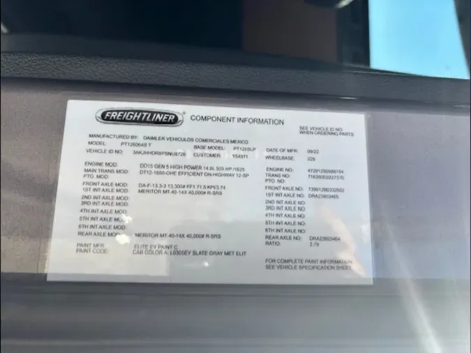 2023 Freightliner Cascadia 126