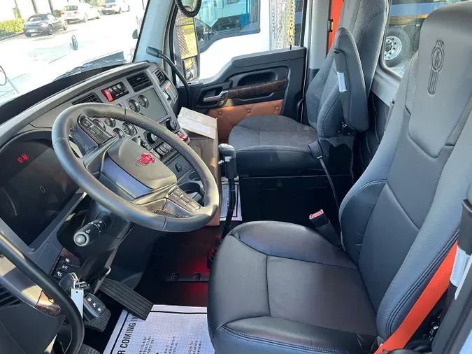 2026 Kenworth T8800e32b40ae1174788ef52dca58a31ecb0