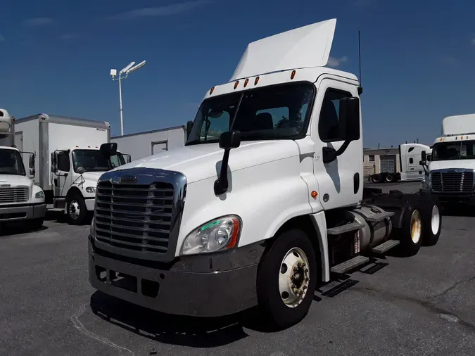 2016 FREIGHTLINER/MERCEDES CASCADIA 1250e338779965fd5d80a9932f936fdc61d