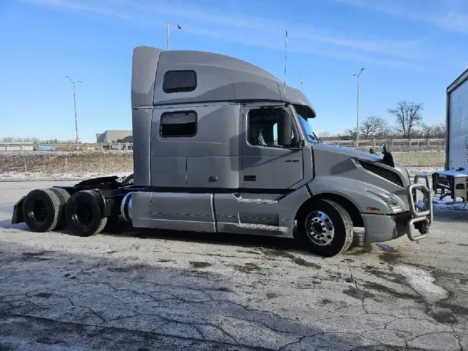 2024 VOLVO VNL64T860