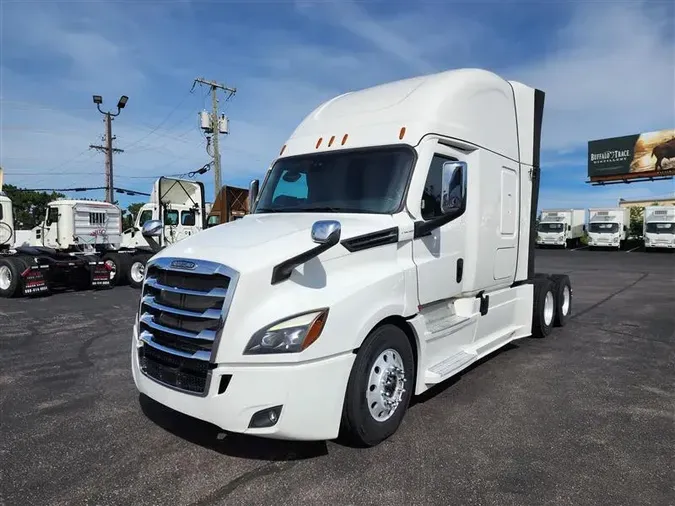 2022 FREIGHTLINER CASCADIA