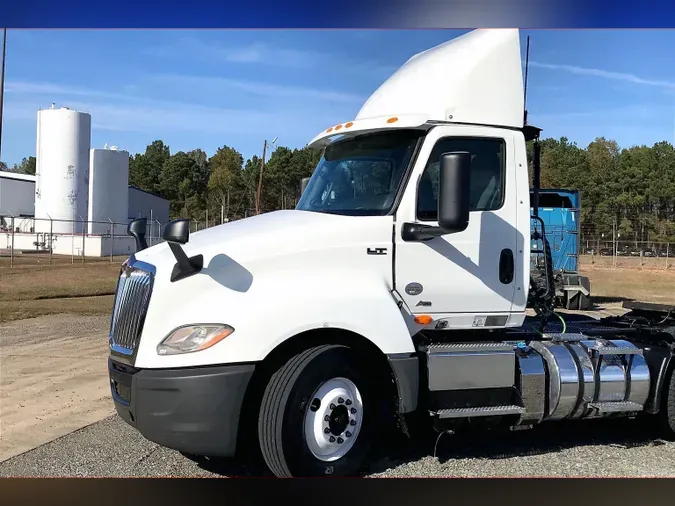 2019 INT LT625 6x40e392b1c90999bdb79306fe35715b84b