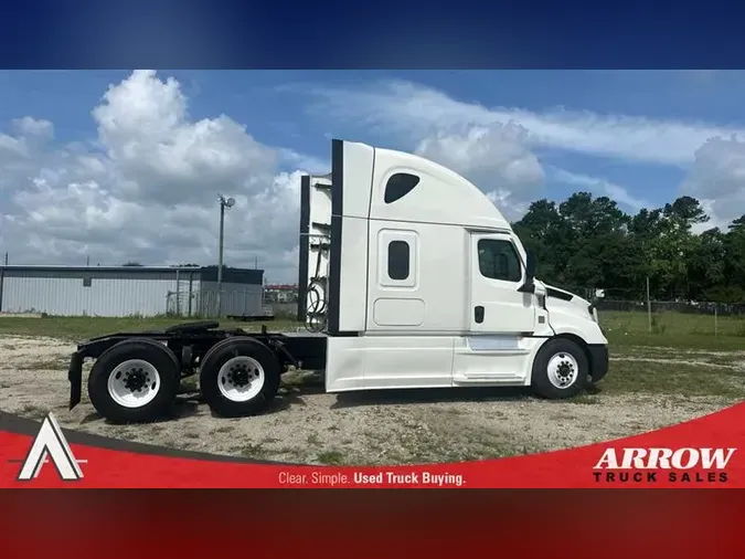 2023 FREIGHTLINER CA126