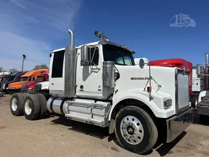 2014 WESTERN STAR 4900