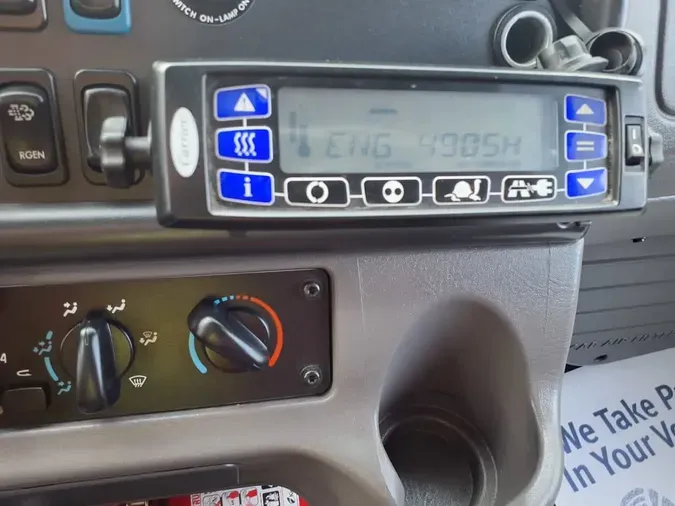 2019 FREIGHTLINER/MERCEDES M2 106