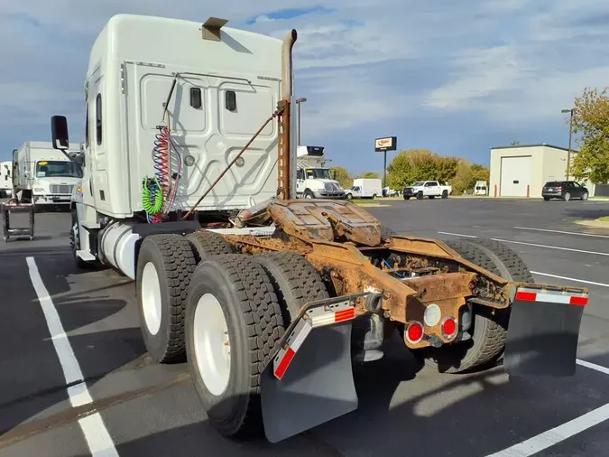 2017 FREIGHTLINER/MERCEDES CASCADIA 125