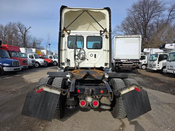 2019 FREIGHTLINER/MERCEDES NEW CASCADIA 116