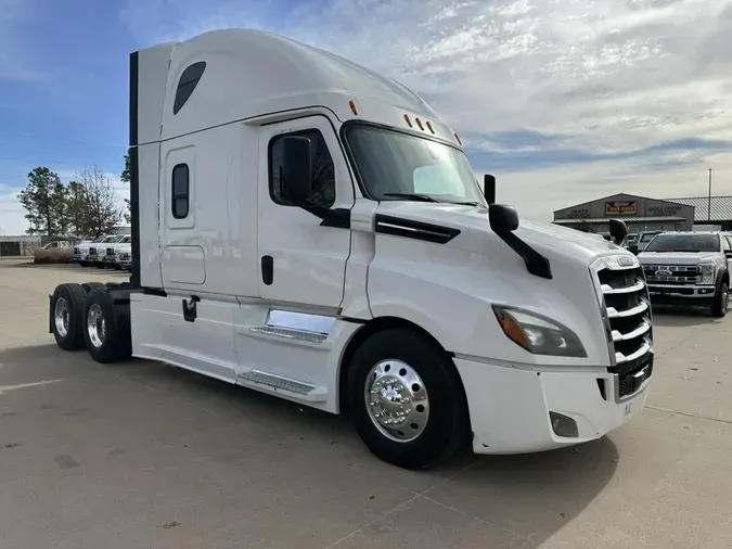 2019 Freightliner Cascadia0e4a3a0e70d9f22a7d97591601e0adfa