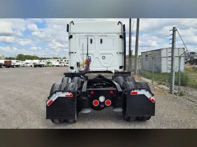2020 FREIGHTLINER/MERCEDES CASCADIA 125