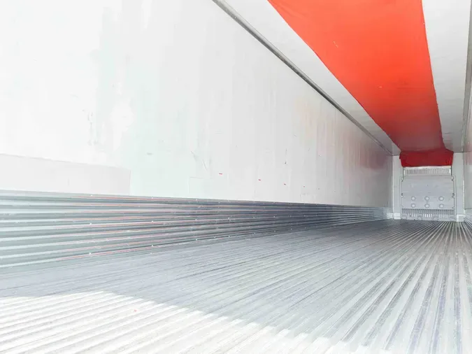 2019 UTILITY VS2RA0e53c9aafaee966950ecb6ac3eb75baa