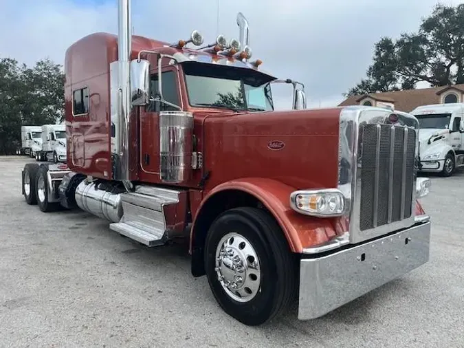 2023 Peterbilt 389