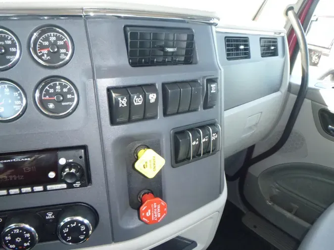 2022 Peterbilt 579