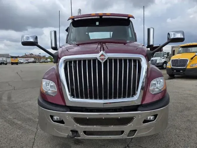 2021 International LT625