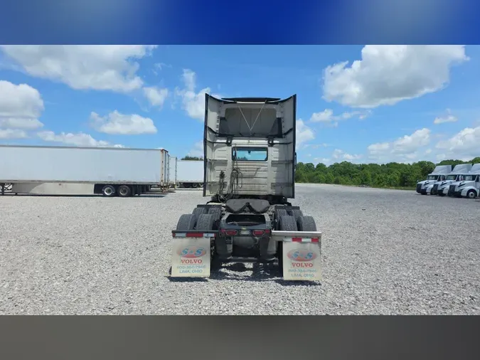 2020 Volvo VNL3000e57f7af6f5db6e0e2cb8ae6c8384353