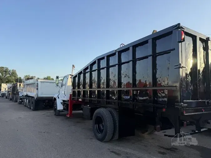 2000 STERLING L8500