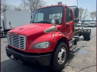 2018 FREIGHTLINER/MERCEDES M2 106