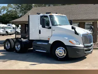 2021 INT LT625 6x4