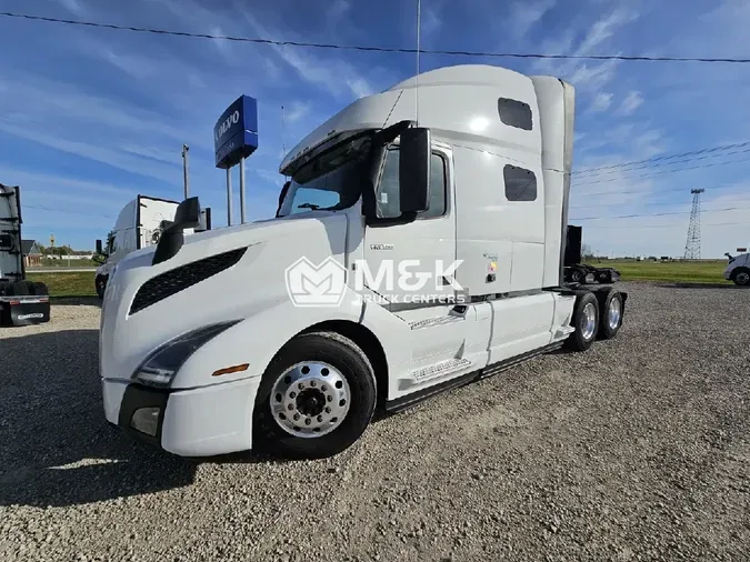 2022 VOLVO VNL64T7600e62e8aacf894e6fa90447e0ab173b3e