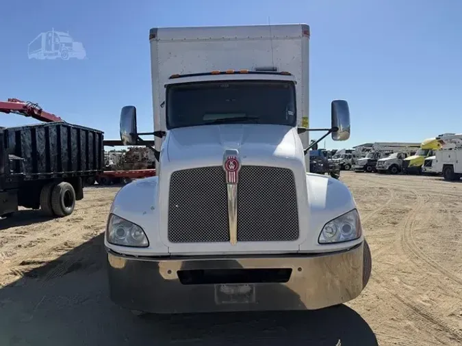 2017 KENWORTH T2700e6a516e57ef55f697c63cb0f5f434da
