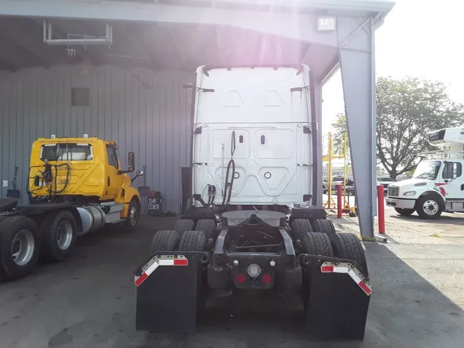 2020 FREIGHTLINER/MERCEDES NEW CASCADIA PX12664