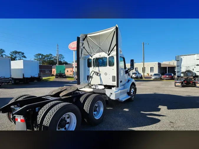 2021 Peterbilt 579