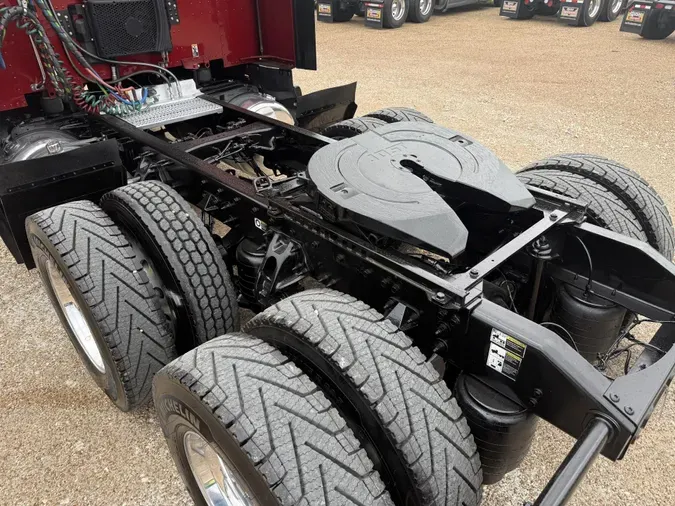 2023 Peterbilt 579
