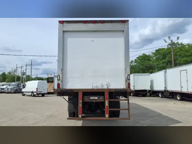2019 FREIGHTLINER/MERCEDES M2 106