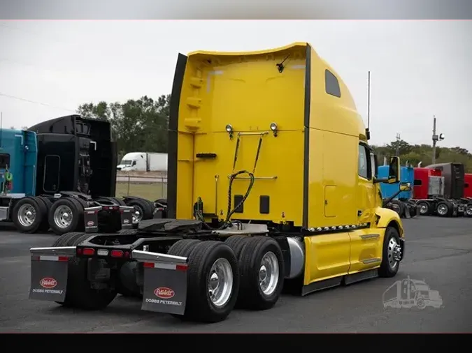 2023 PETERBILT 579