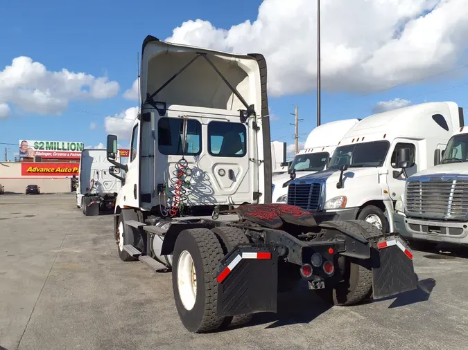 2019 FREIGHTLINER/MERCEDES NEW CASCADIA 116