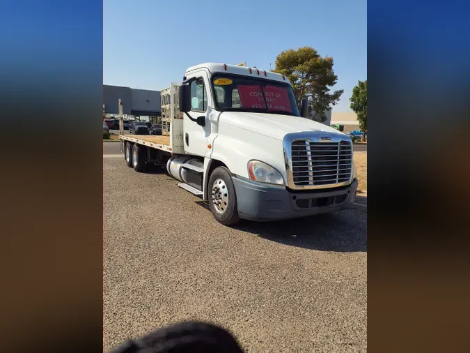 2017 FREIGHTLINER/MERCEDES CASCADIA 125