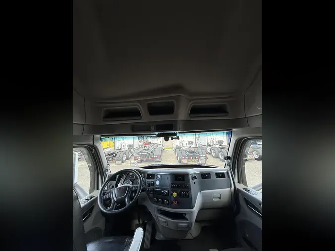 2020 Peterbilt 579