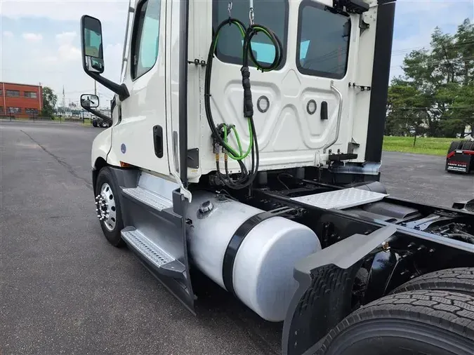2022 FREIGHTLINER CA1260e7c90d1462c783ba40ccf69e40b1edf