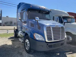 2015 FREIGHTLINER CASCADIA
