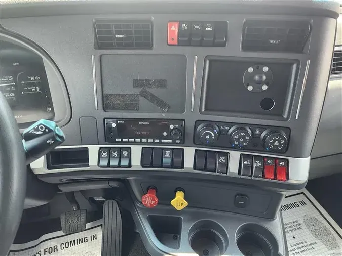 2023 KENWORTH T680