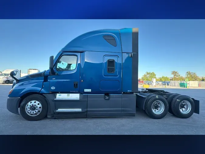2024 Freightliner Cascadia