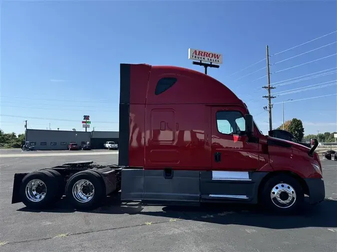 2020 FREIGHTLINER CASCADIA