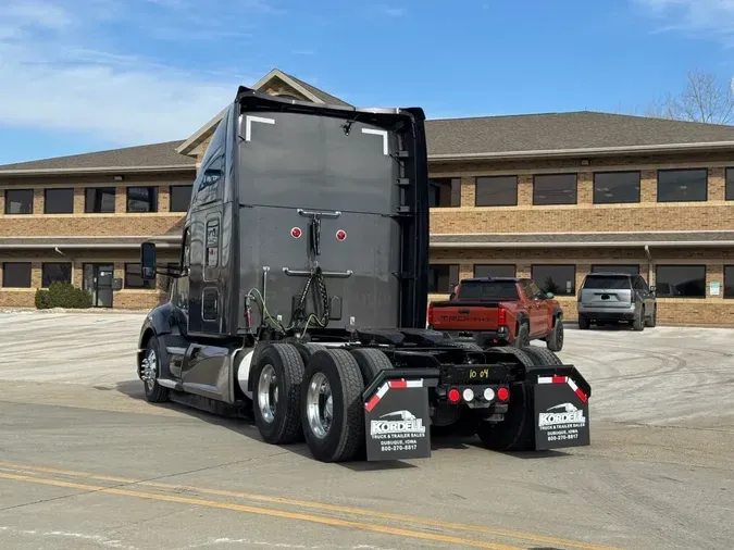 2019 KENWORTH T680