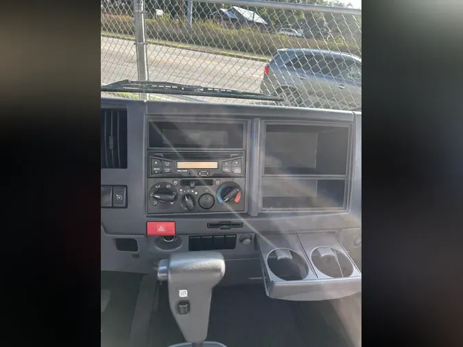 2017 Isuzu NRR