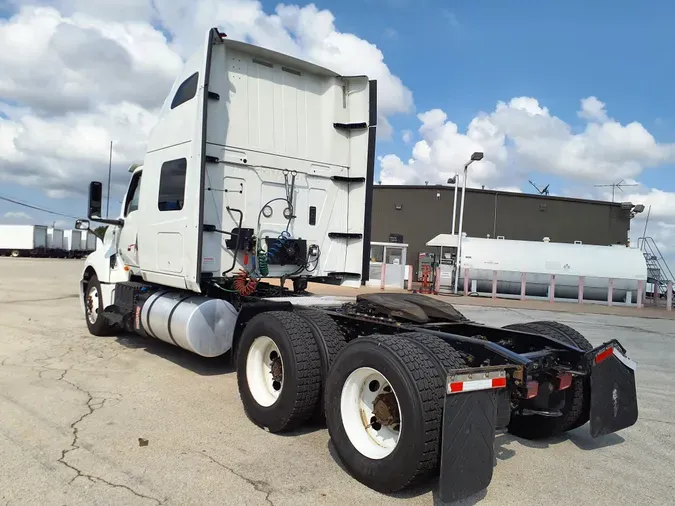 2019 NAVISTAR INTERNATIONAL LT625 SLPR CAB