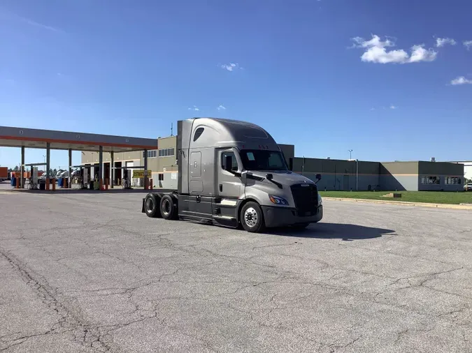 2024 Freightliner Cascadia 1260e8d91d0b04206b3ee2f7865b714be8d