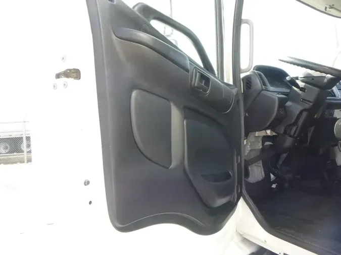 2020 Hino 268A