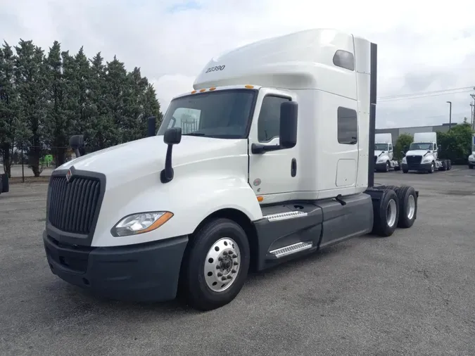 2022 International LT6250e90175c050f5a6f11bcbe8e4ea582df