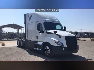 2021 Freightliner Cascadia